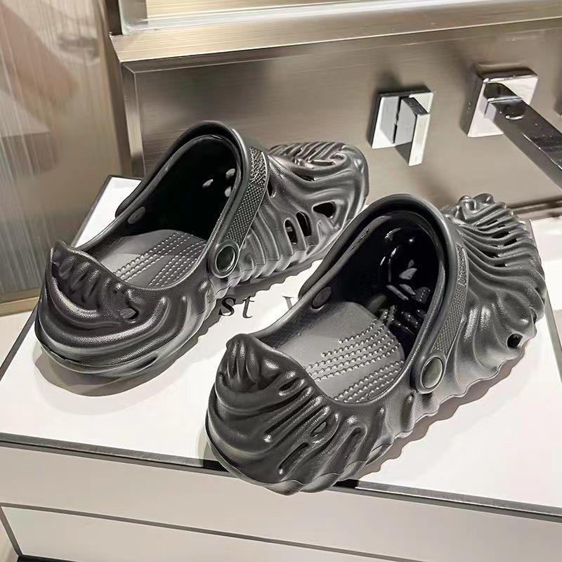 Product Introduction of Men's Clogs Coconut Fingerprint Sandals Soft EVA Material Non-Slip Slippers Couple Sandals 33