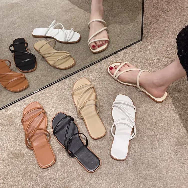 2024 flat Women's Flat slippers casual summer new women's beach slippers