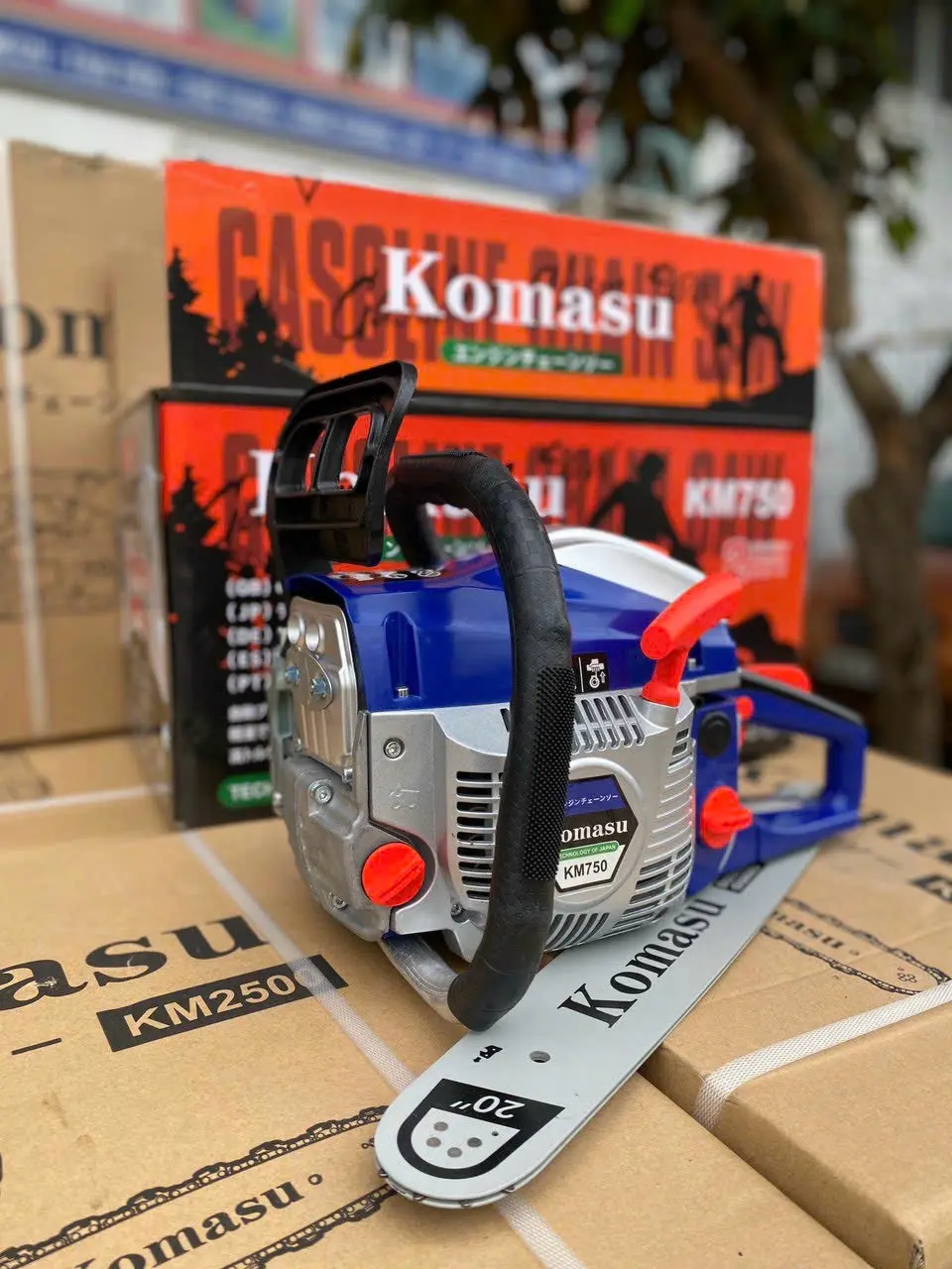 Máy Cưa Xích Chạy Xăng KOMASU - KM-750 Chiều giài lam 55 (cm)