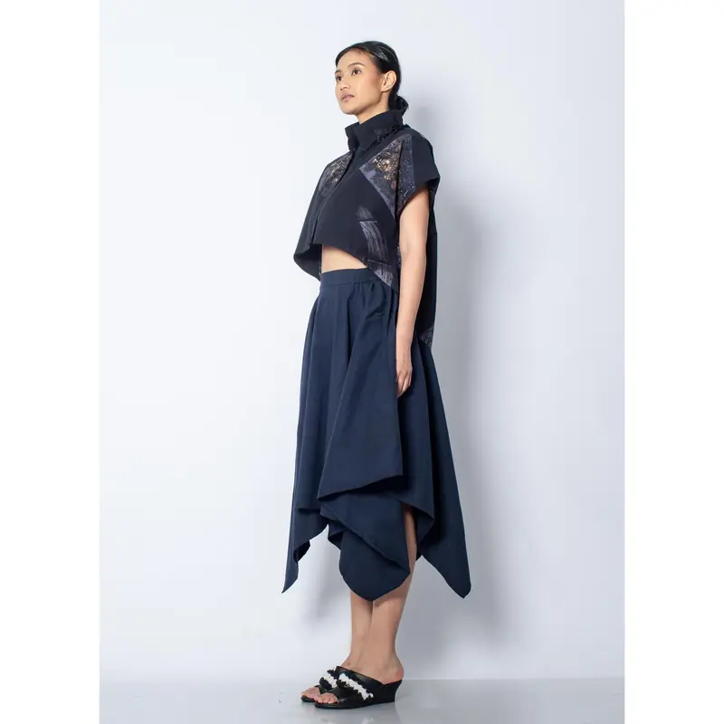 Oemah Etnik Poean - Blue Monteal crop Outer 3