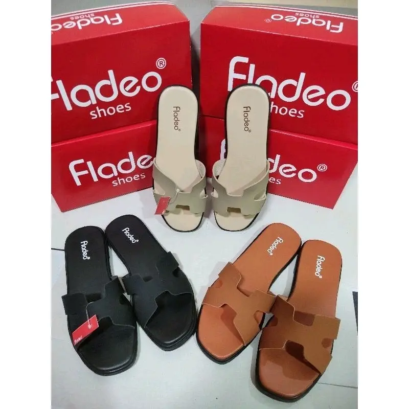 Sandal Slop Fladeo wanita Terbaru uk 36 - 40 || Sandal Slop Wanita Motif H || Sendal flat wanita keren || Sandal jepit cewek Hak Datar (1 cm atau kurang)