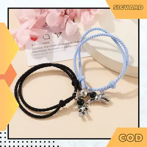 SIGVARDSTORE - Gelang Couple Magnet Pasangan Pacar isi 2 gelang sahabat bestie Korea astronot GLG12 Aksesoris Pria Rubber Tali Wanita Bracelets