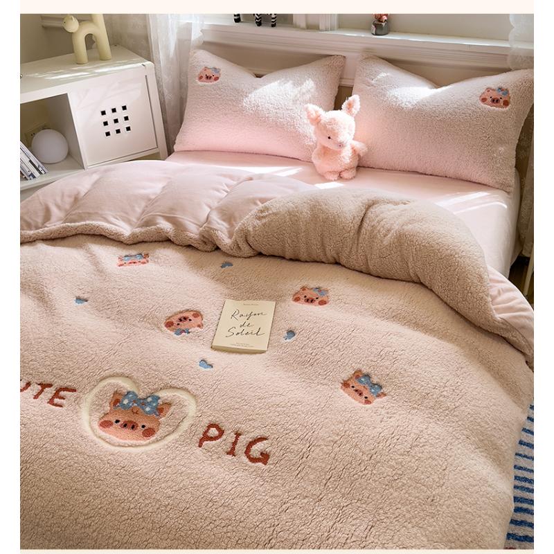 Product Introduction of Bộ Khăn Nhung Cừu Thêu, Bốn Mảnh, Mùa Đông, Lót Lông Cừu, Vỏ Chăn Nhung Sữa, Ga Trải Giường Nhung San Hô, Bộ Đồ Giường Ba Mảnh, 3 29