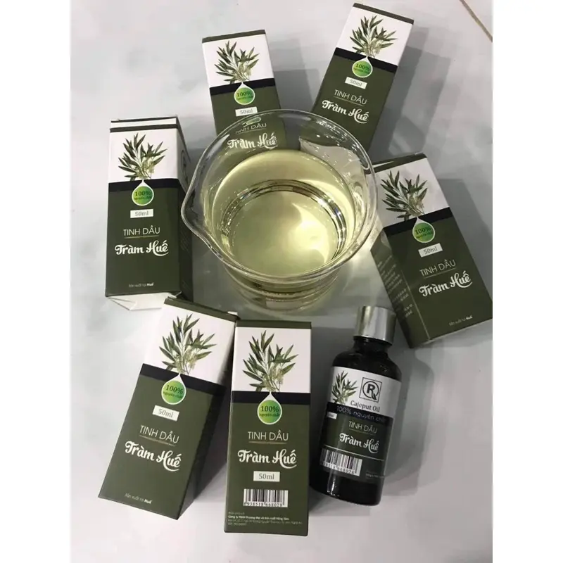 Tinh Dầu Tràm Huế 100ml tặng vỏ dây treo kim tuyến 8ml 8