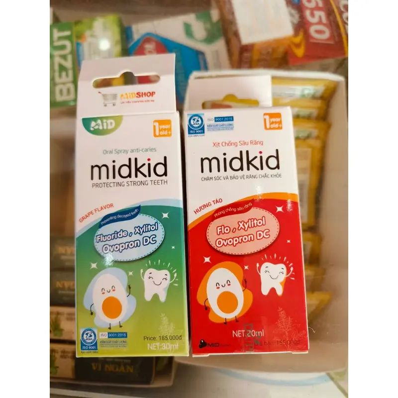 Xịt chống sâu răng Midkid vị nho 30ml cho bé từ 1 tuổi nuốt an toàn giúp làm sạch và bảo vệ men răng 1