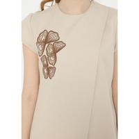 Gambar Vest Asymetrical With Embroidery in Cream By Brilliant Girl - CREAM, L dari Brilliant Girl Kota Tangerang 5 Tokopedia