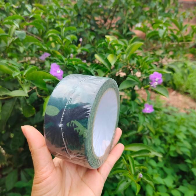 Product Introduction of Cuộn băng keo dính ngụy trang vải rèn ri màu lính 10m 1