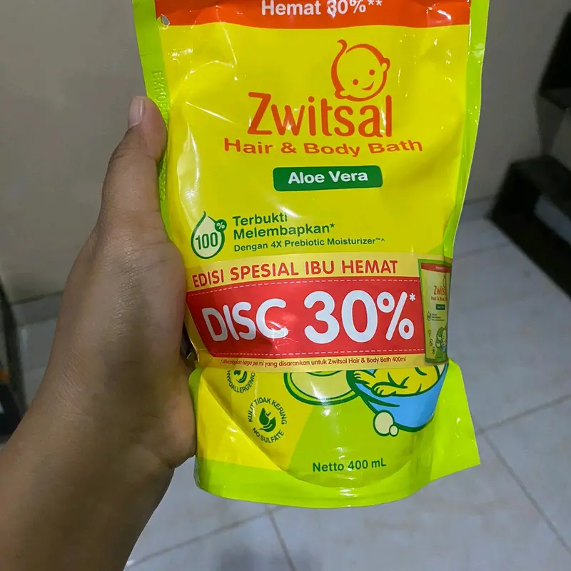 switzal hair and body wash 400mL isi 2pcs sabun (freongkir) 2