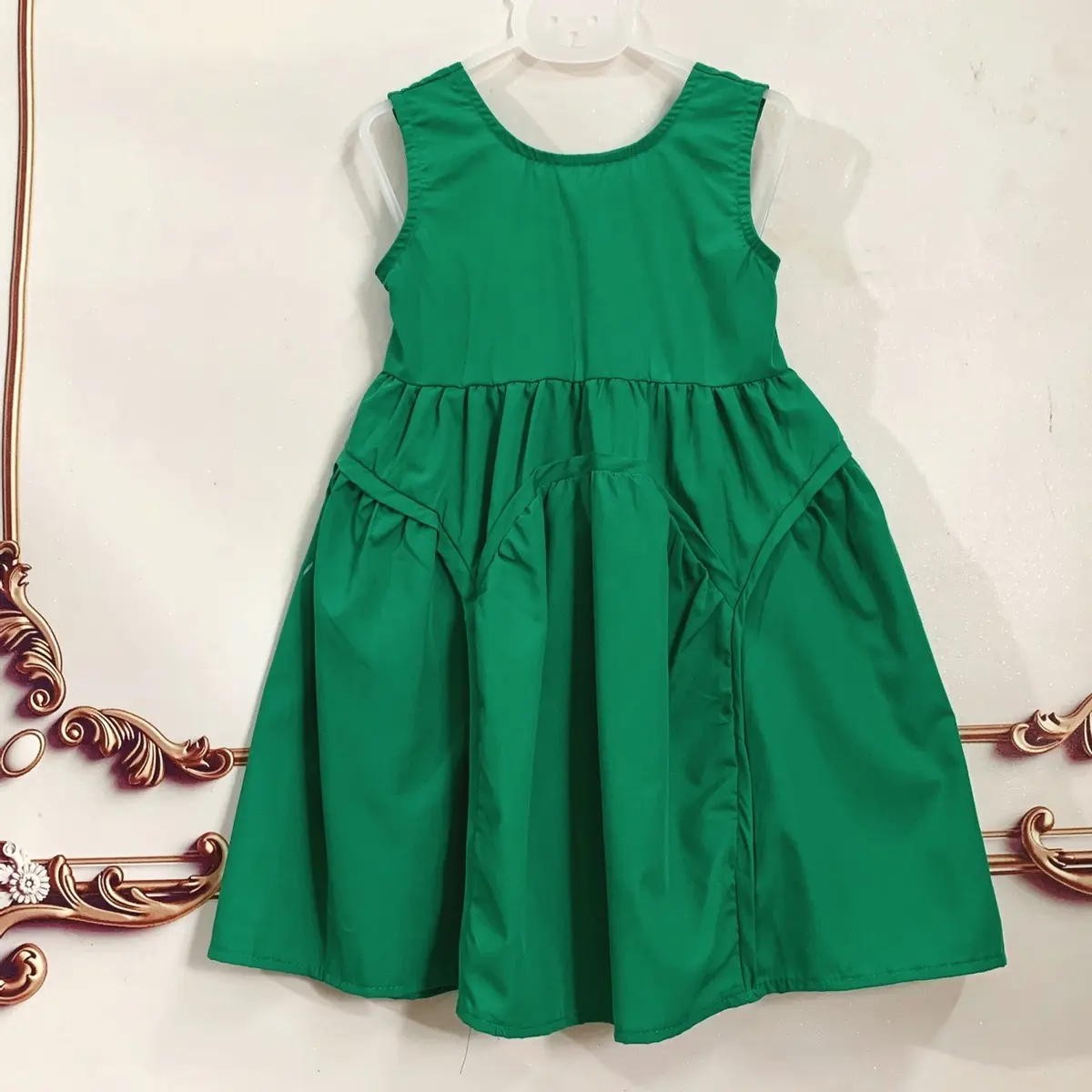 Váy bé gái 12-35kg sát nách xanh lá chất kate mát mịn không nhăn bé mặc hè