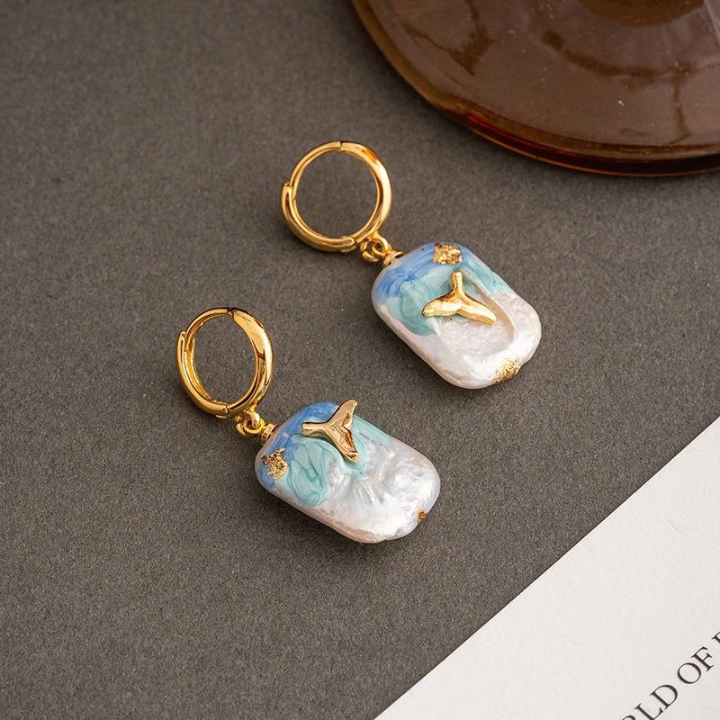 Product Introduction of Baby Costume Jewelry Oil painting style Baroque pearl pendant necklace, new Chinese style earrings, light luxury, niche, antique style collarbone chain, round pearl chain 7