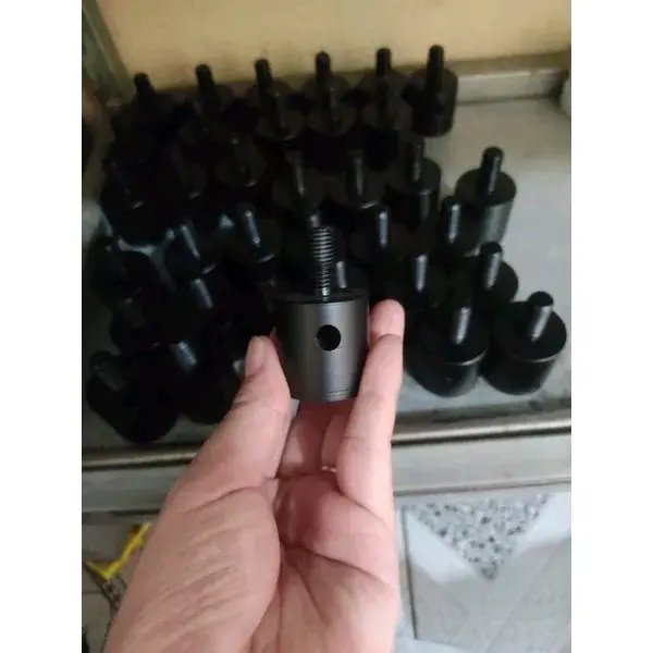 Cục nâng ghế lái cho xe Xpander i10 và nhiều dòng xe khác -ren 10 ly Loại 3cm ( giá cho 1 cục nâng ) Phụ Tùng