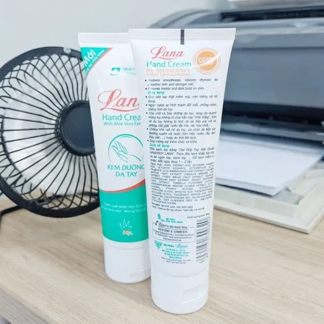 Kem dưỡng mềm mịn da tay móng tay chiết xuất từ Nha đam LANA Hand Cream 80g 5