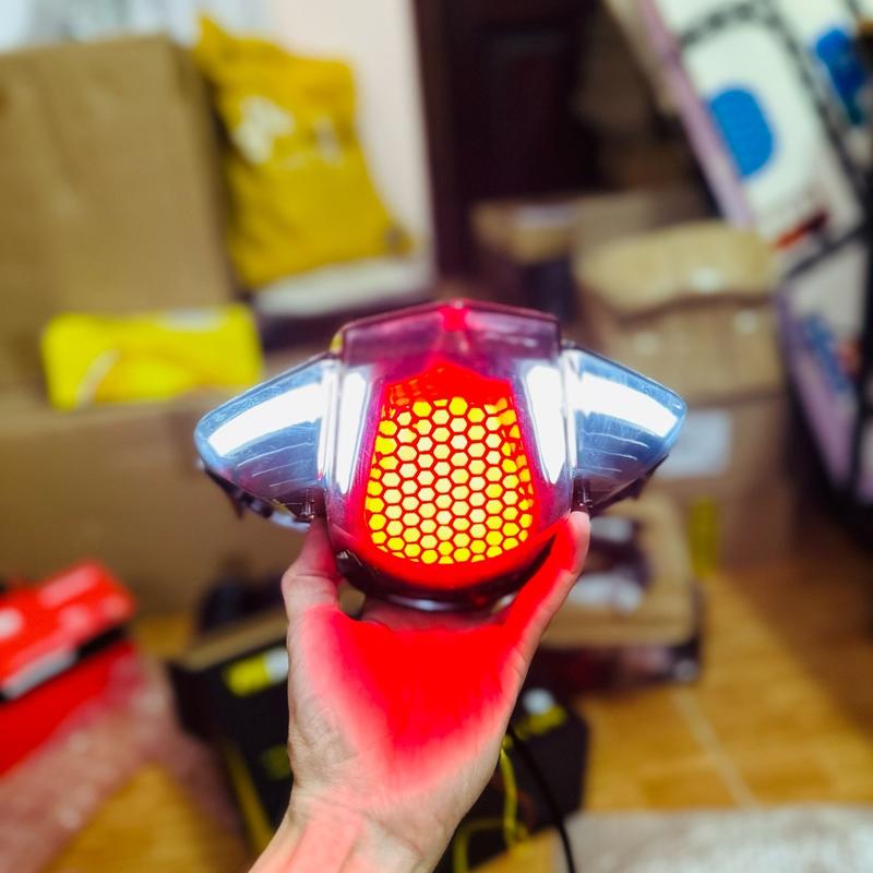 [TẶNG CỤC CHỚP] Đèn Hậu LED , Hậu LC Protaper Tích Hợp Xi Nhan Cho YAMAHA EXCITER 135cc đời 2011 - 2014, LC135 v2 - v7