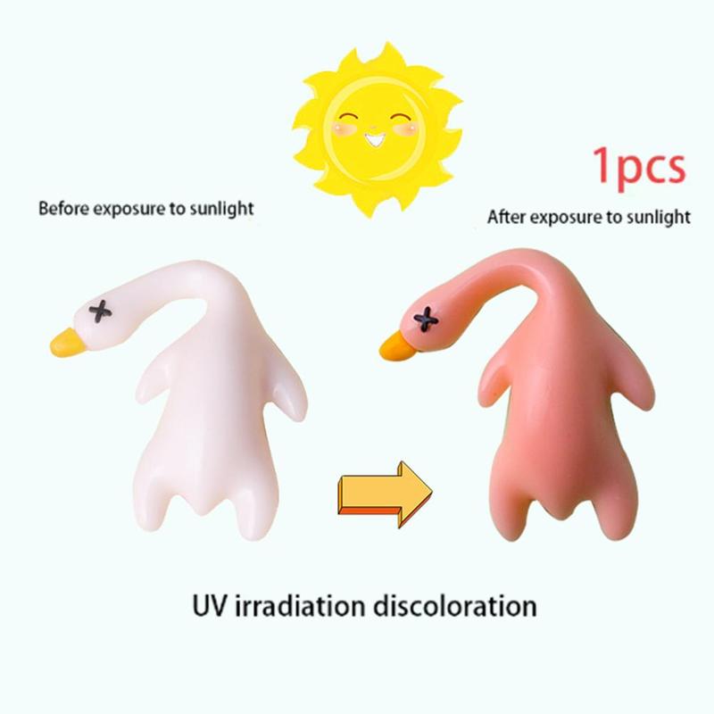 Product Introduction of Funny Color Change Duck Bag Pendant UV Simulation Roast Duck Car Pendants Keyrings For Handbag Accessories Gift 23