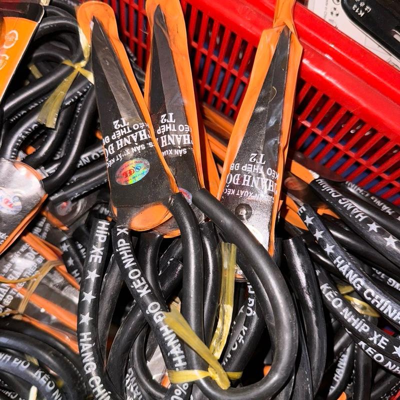 Combo 3 cây kéo thép nhiếp xe  .làm cá..cắt vải đa năng  kéo thép nhíp xe kéo thành đô