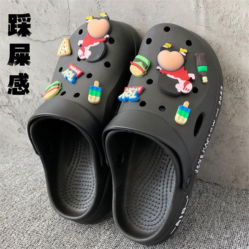 Guốc Crayon Shin-chan, Dành Cho Nam, Phong Cách Hoạt Hình Dễ Thương Ins, Ngoài Trời, Không Trơn Trượt, Đế Dày, Cao Cấp, Kiểu Bít Mũi, Dép, Thích Hợp Cho Mùa Hè, Năm 2023 4