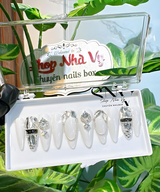 Mã 1001 Nails Box M.óng Úp Thủ Công Đính Đá Màu Trắng...1001