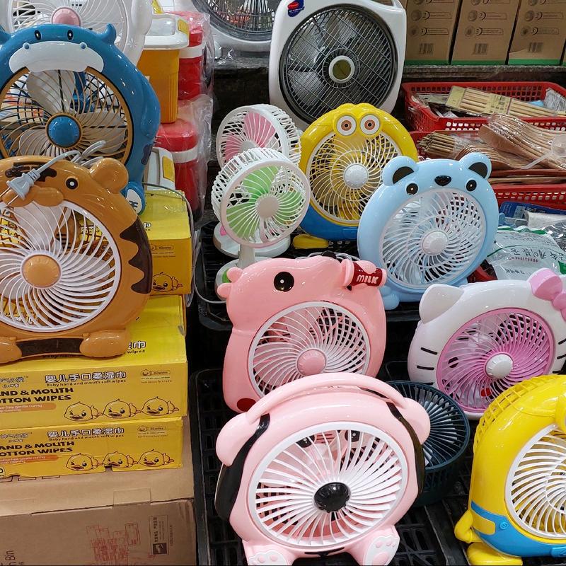  QUẠT MINI HÌNH THÚ SINH ĐỘNG 