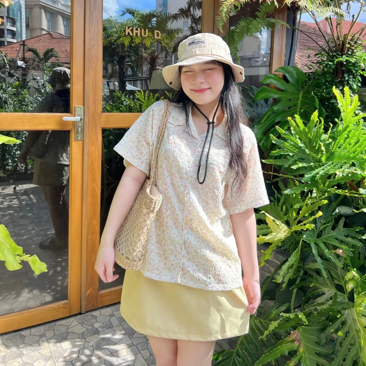 Áo sơ mi hoa nhí Sunshine form boxy