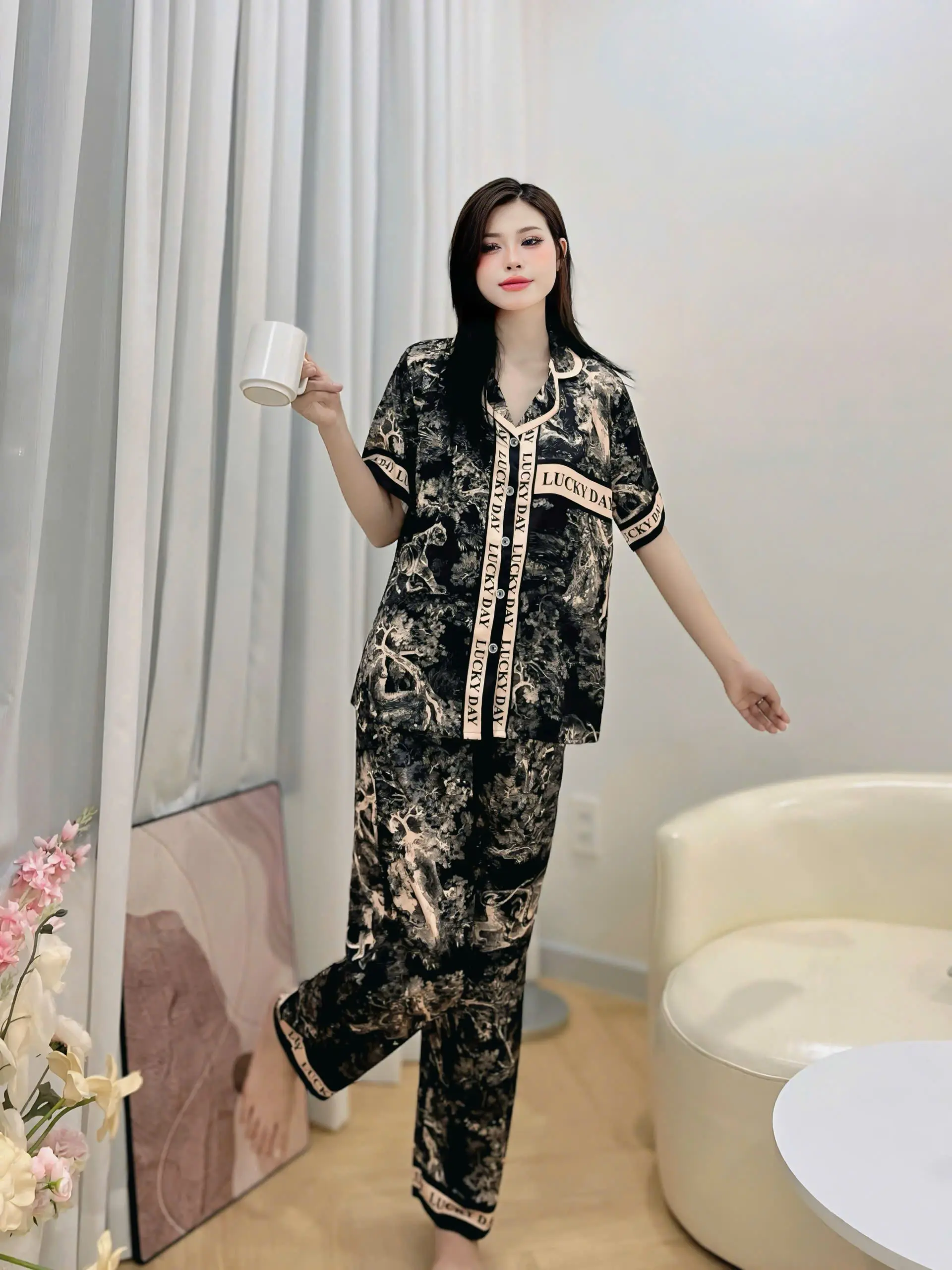 Pijama Latin 30 lụa mịn cao cấp HQA (40-60Kg) - Tay ngắn, tay dài, họa tiết khu rừng đen sang trọng - Nữ, TN TD