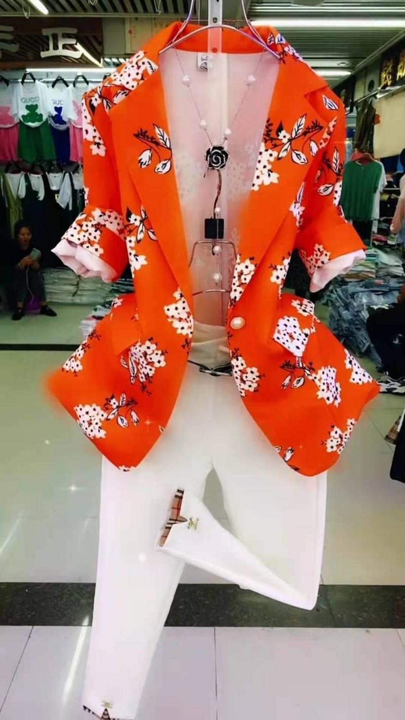 Product Introduction of Áo Khoác Vest Nữ, Họa Tiết Kẻ Sọc Mỏng, Dáng Ôm, Thanh Lịch, Phong Cách Anh Quốc, Dễ Phối Đồ Thích Hợp Cho Mùa Xuân Và Mùa Thu, Thời Trang, Xuân Hè 2024 18