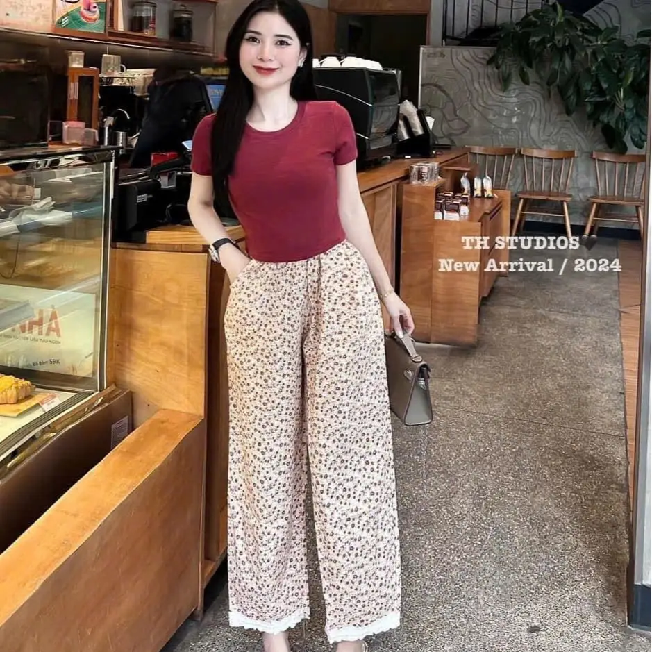 Sét Quần Hoa + Áo Trơn Quần Có Pha Ren_1990_Chân Ngắn Btq2