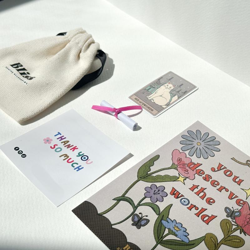 Hộp quà Bliss Box - Hộp quà tặng độc quyền 9 món Bliss Accessories 5
