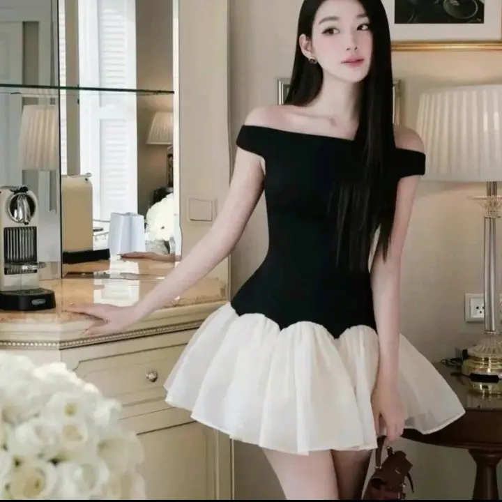 Đầm Nữ Trễ Vai Phối Tùng Xốp Chất Umi Xòe Bồng Sang Chảnh Nữ