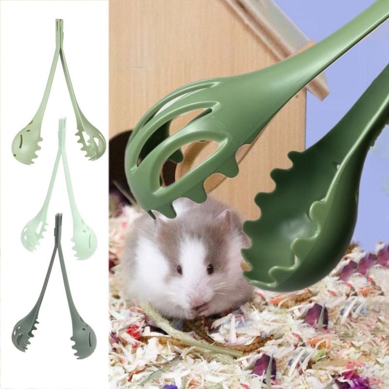 A closer look at Quick Hamster Cage Cleaning Accessories
