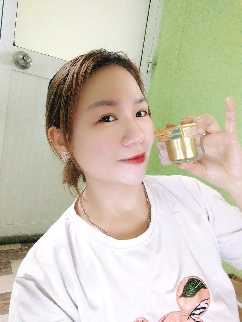 Product Introduction of KEM DƯỠNG TRẮNG SÁNG DA mờ thâm sạm nám tàn nhang đồi mồi 15