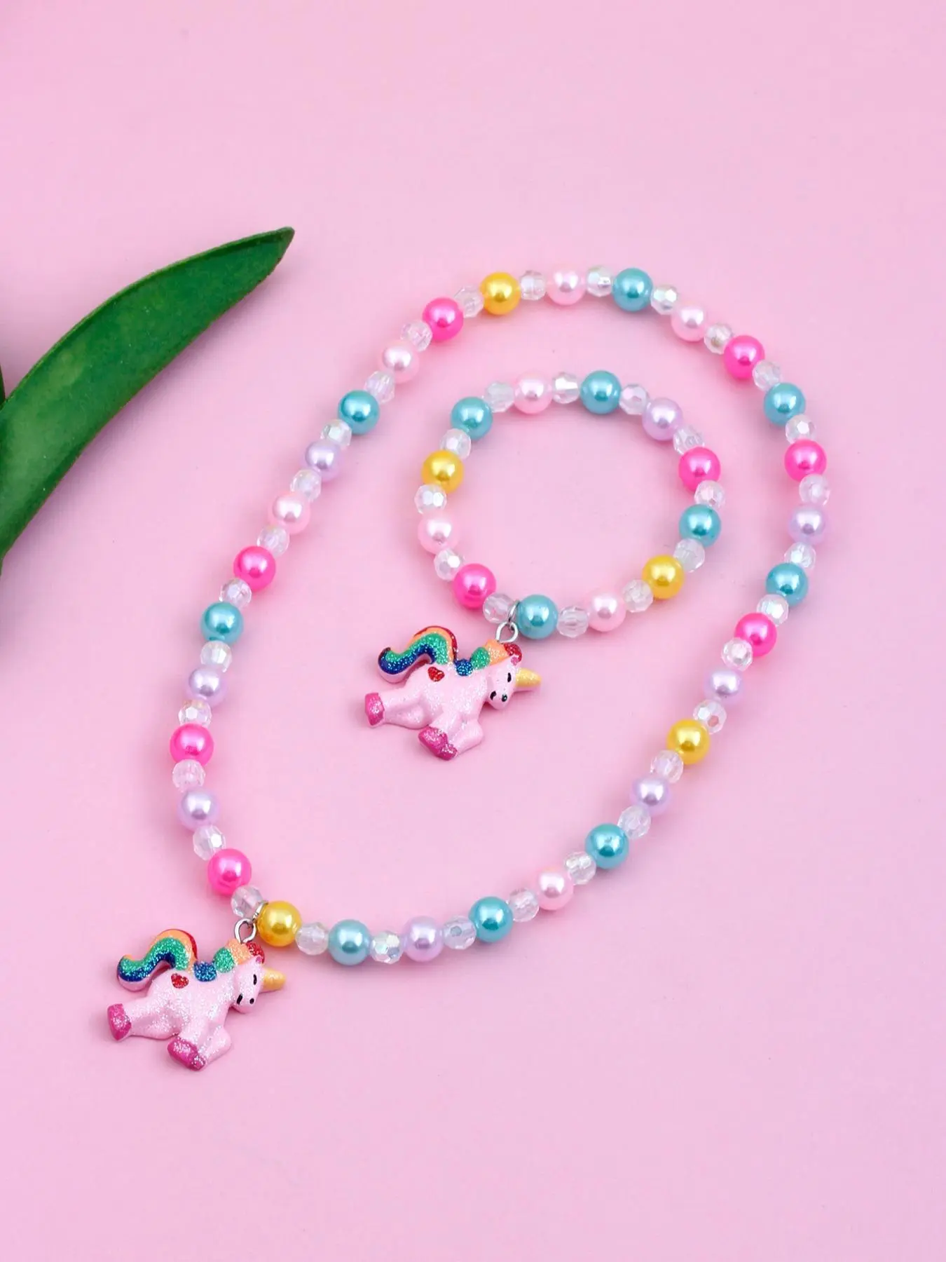 2pcs/set Kid's Random Color Cute Unicorn Design Pendant Necklace & Beaded Bracelet, Lovely Colorful Trendy Bracelet & Beaded Necklace, Fashionable Jewelry Set for Girls for Party Decoration