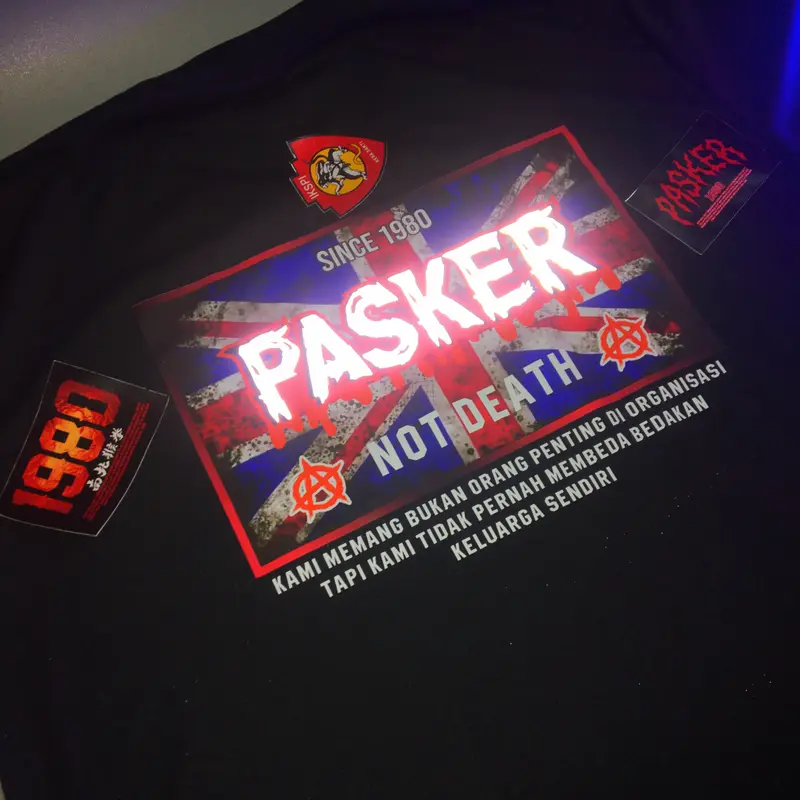 Kaos Kera Sakti PASKER FLAG Liar Menyala Saat Terkena Cahaya 1