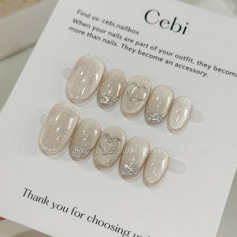 Móng úp thiết kế C962 dáng ngắn thạch nâu mắt mèo tráng gương nổi văn phòng