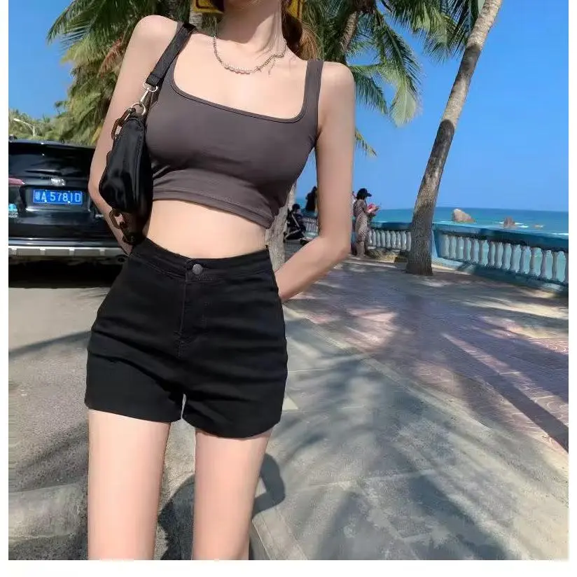 Black high-waisted denim shorts for women, new summer thin pants, slim fit, A-line pants, hot pants.