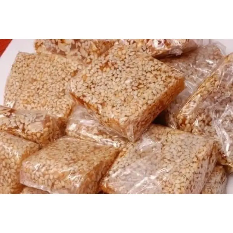 KẸO MÈ XỬNG ĐẶC SẢN HUẾ -MÈ XỬNG HUẾ 200g Ăn Vặt 2