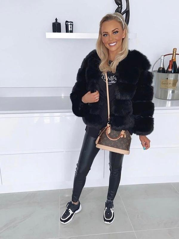Luxury Faux fur coat - Size up if you want to wear with thick jumpers (Restocks weekly) 4