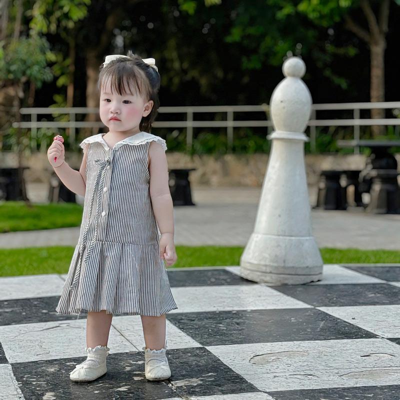 [Vivi Baby] Váy Thiết Kế thô Hàn kẻ, cổ thủy thủ đuôi váy dáng xòe phong cách hàn quốc cho bé gái 10-15kg