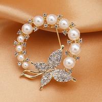 Gambar Fashion Butterfly Brooches Gold Color Pearl Brooch Pins Rhinestone Breastpin for Women hijab - Silver dari Samphorid Kota Bekasi 2 Tokopedia