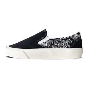Sepatu Thunderbear - Slip On Voltaire Paisley BW canvas flat kasual Shoes Pria Sneakers