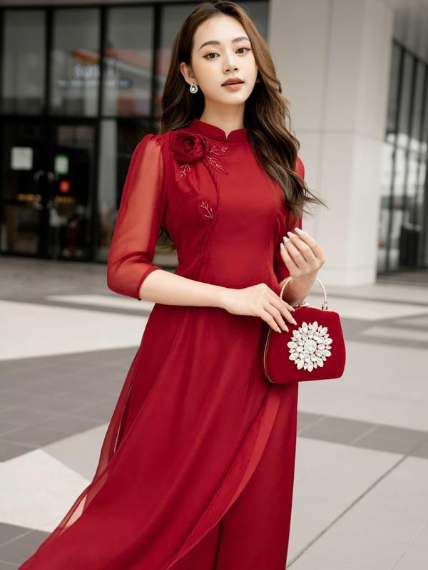 ÁO DÀI CÁCH TÂN ( VOAN TƠ CAO CẤP ) MỀM MỊN TIỂU THƯ TAY LỠ ĐÍNH KẾT HOA TẾT DÂY 5