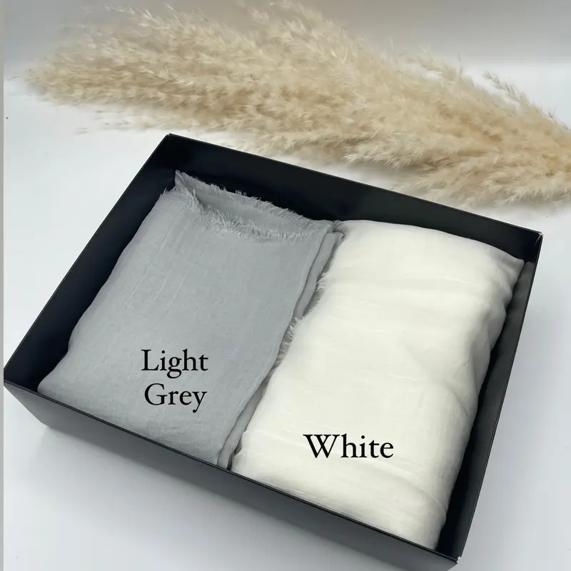 Light as feather cotton silk Hijab 5