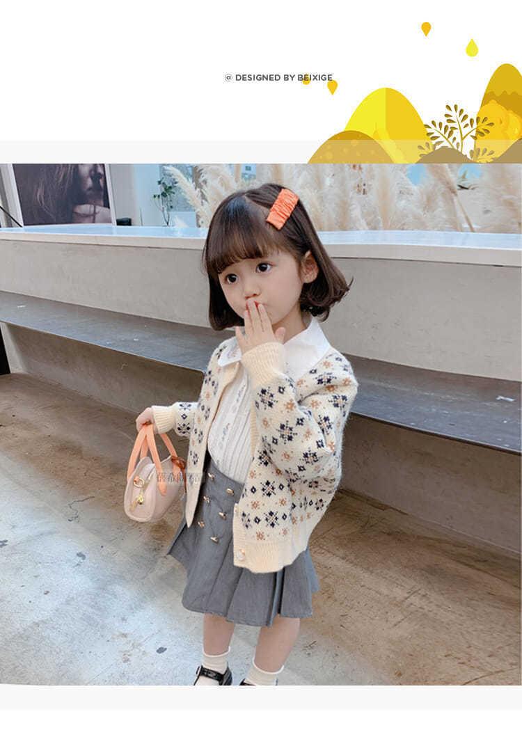 Product Introduction of Girls' Fashionable Sweater Coat Spring and Autumn Children's Knit Cardigan 2024 Autumn New Children's Casual Autumn Outerwear 8