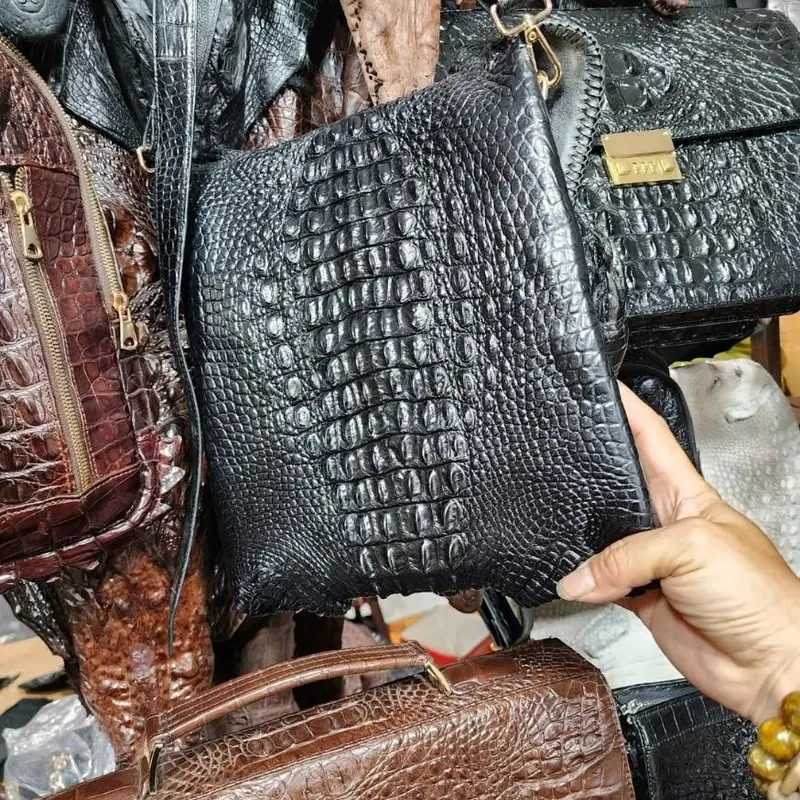Túi đeo chéo da thật. CS chất xịn túi Đeo Vai Nam 1