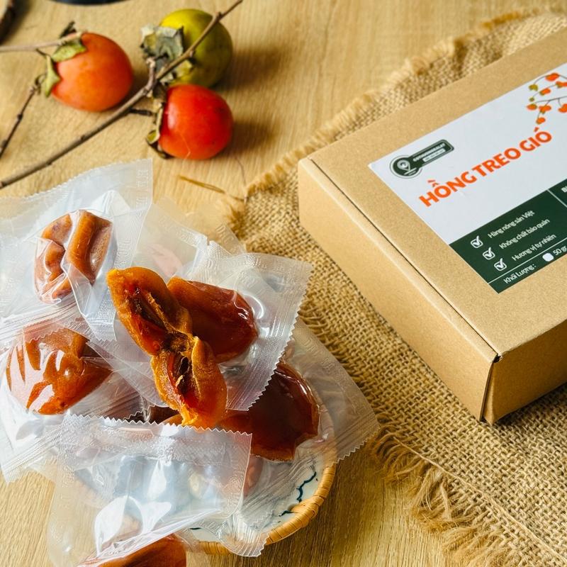 | Trái Nhỏ| Hồng Treo Gió Từng Trái - hồng treo gió Đà Lạt 25 ngày - Hút Chân Không Từng Trái- ngọt - dai dai- Khô Dẻo Tươm Mật Ăn Vặt Thức Ăn Food hằng du mục hồng sấy dẻo