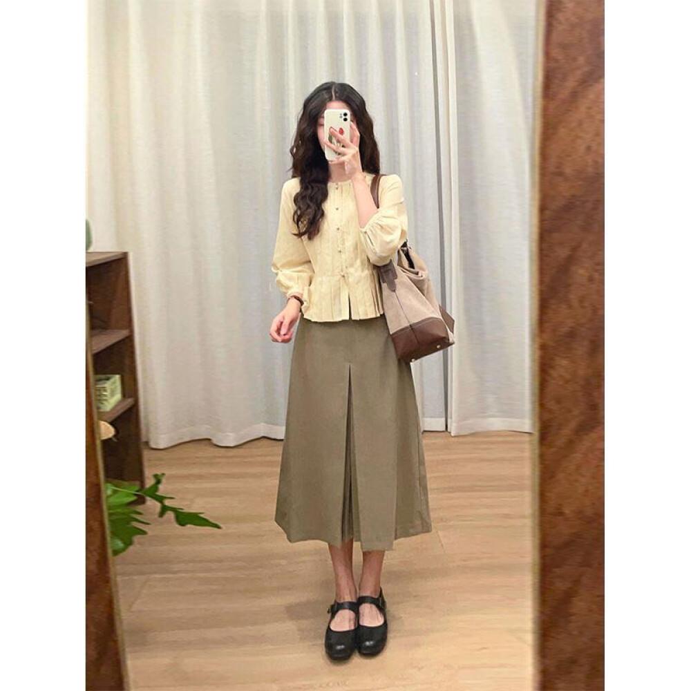 [clearance] CHICMORE Atasan blouse motif bunga lipit bertali untuk ...