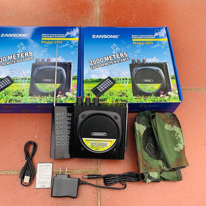 Loa Q-92 điều khiển từ xa, bắt bluetooth, usb và thẻ nhớ, nghe nhạc tuyệt vời - Củ Loa loa    bass  khủng loa  lz loa  nghe  bluetooth  10  loa loa  bluetooth  710 cặp  loa  bluetooth loa  mini  bluetooth loa bay c him đi ề u kiện từ x a loa  rẻ