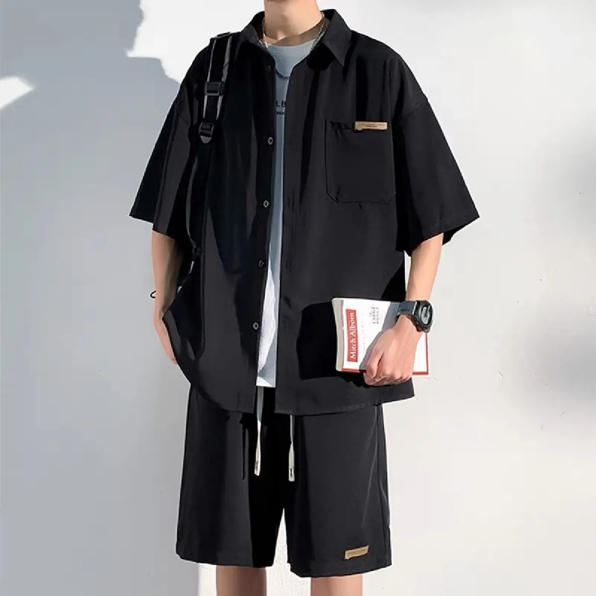 Hàng Mới Về - Bô Đồ Nam Sơ Mi Chất Liệu Kaki Tay Ngắn Quần Short Phom Rộng Rãi Thoáng Mát Dành Cho Cả Nam Và Nữ