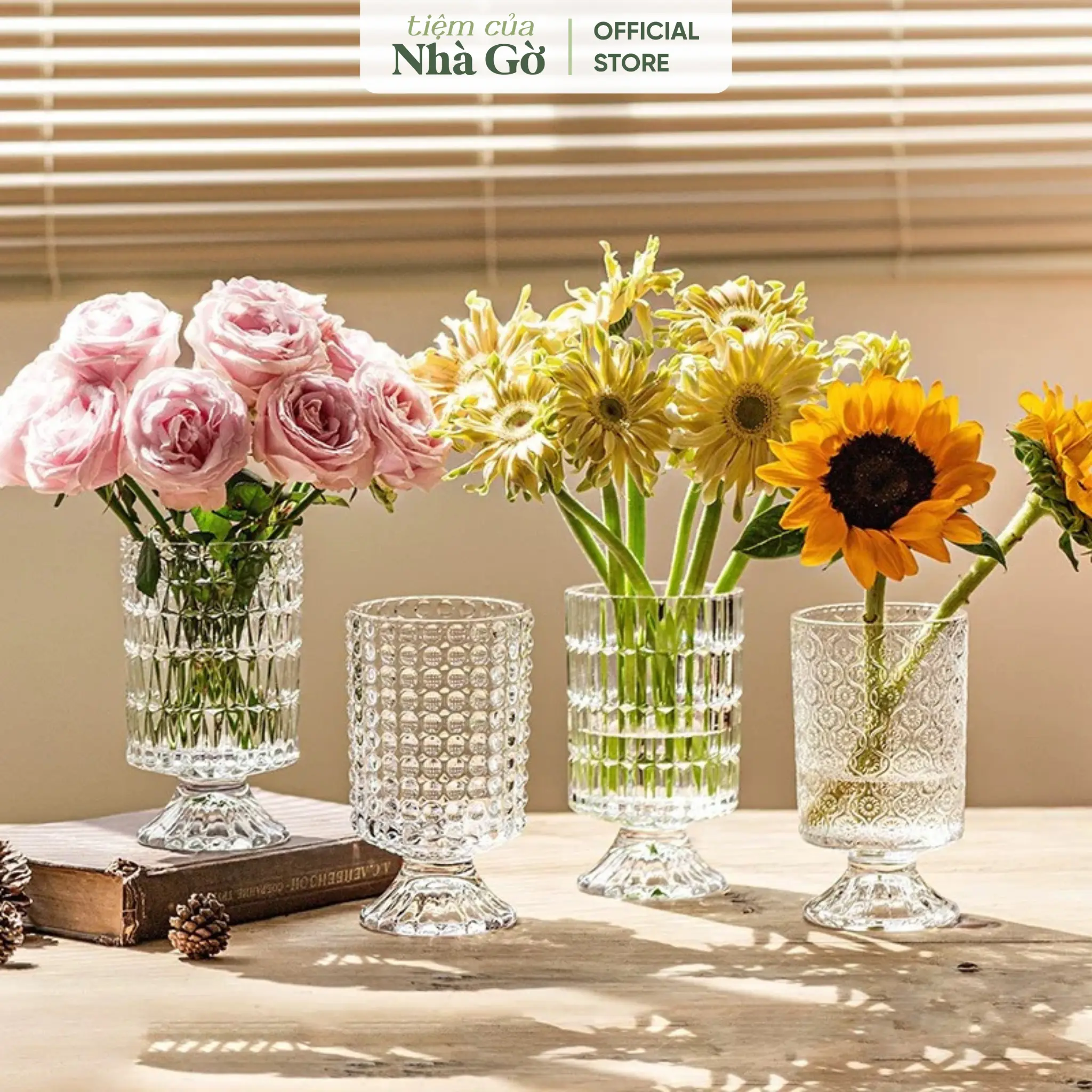 Bình Hoa Thủy Tinh Thiết Kế Chân Đế Nhà Gờ Lọ Hoa Cắm Trang Trí Decor Nhà Cửa BTT23 M1+Tặng Gói Dưỡng Hoa Tươi