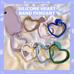 【COD】[Model Terbaru]Cinta Gantungan Kunci Cincin Silikon Transparan Olahraga Luar Ruangan Creative Anti-loss Phone Case Pendant