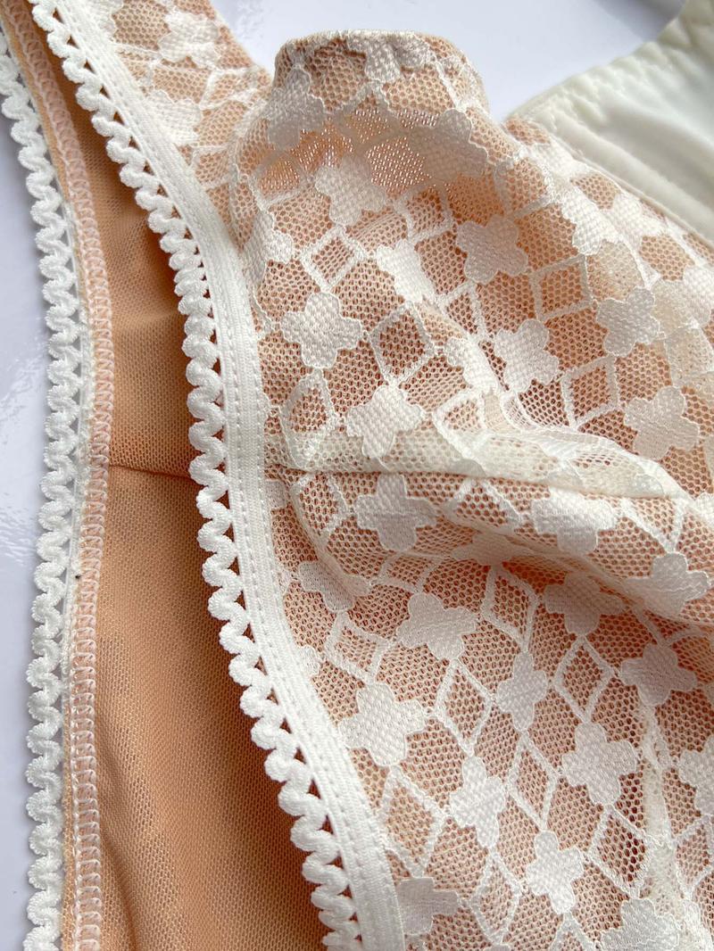 Product Introduction of 【Plus Size】 Floral & Geometric Print Underwire Bra, Casual Comfortable Breathable Buckle Front Bra for Daily Wear, Women's Plus Size Lingerie for All Seasons 8